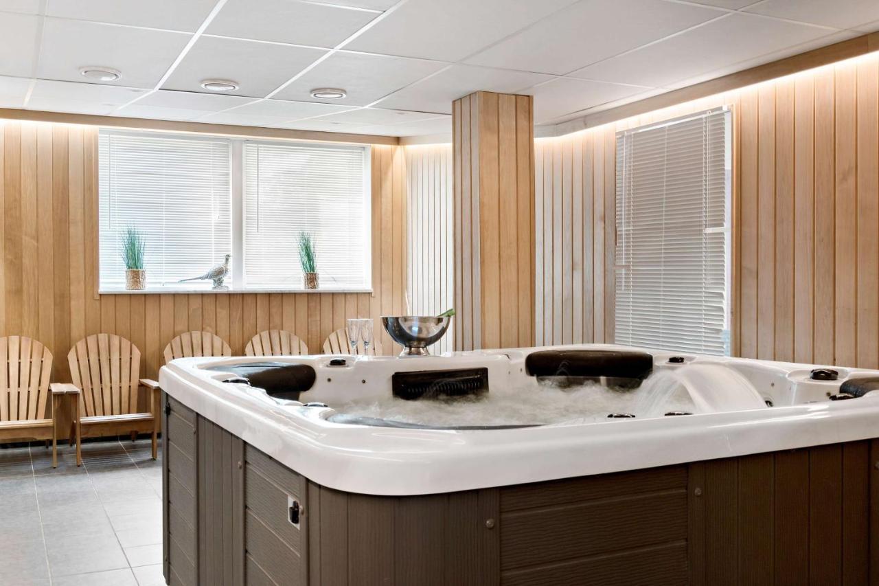 Sure Hotel By Best Western Vilsta Sporthotell Eskilstuna Exterior photo